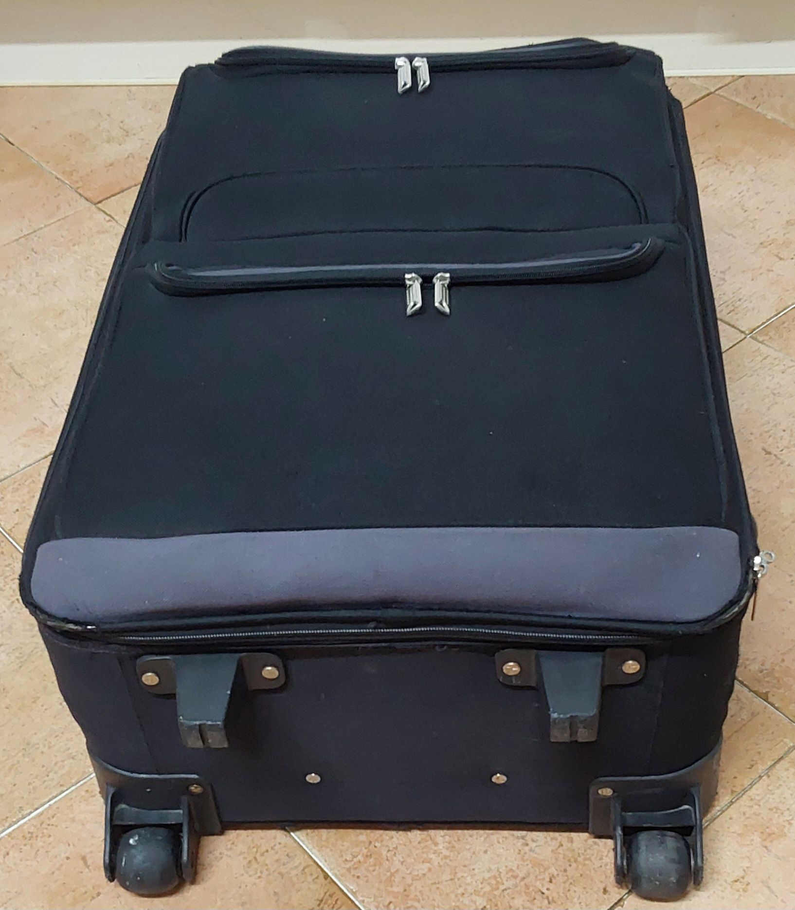 MALA DE VIAGEM DE PORÃO 23KG.Casa,Arrumação,Quarto,Passeio,Mudanças.
