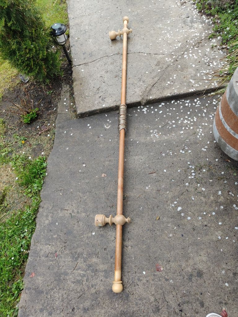 Karnisz 180 cm drewniany