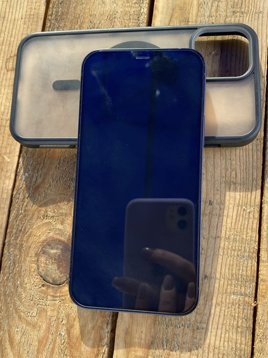 Продам iphone 12