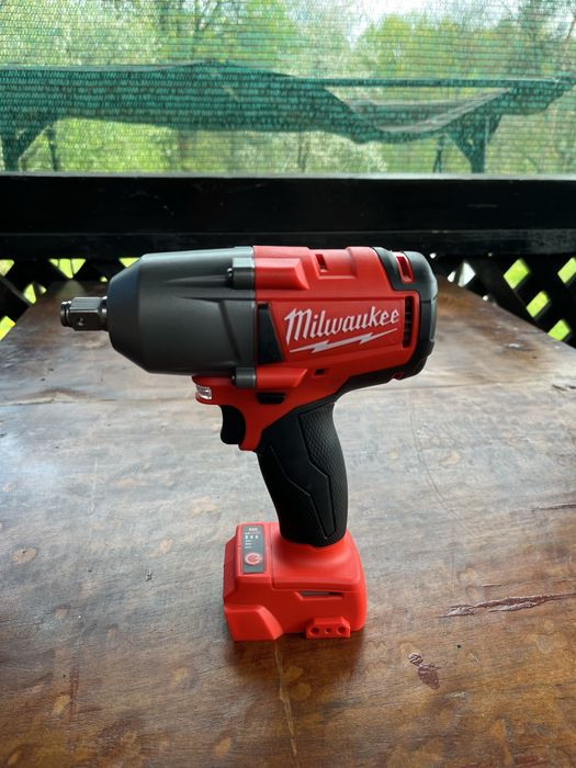 Гайковерт Milwaukee M18