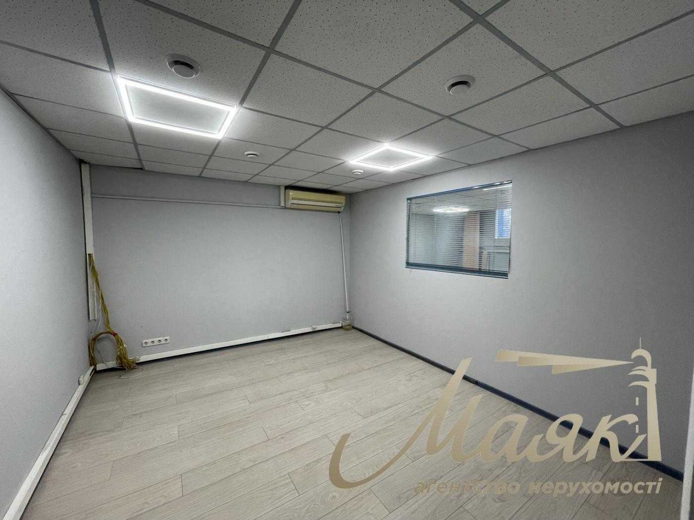 Аренда нового офисного помещение 408м2 в бизнес центре, Соломенка