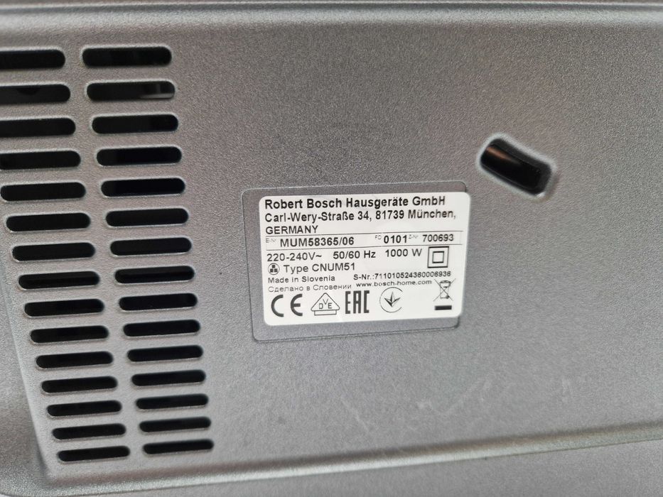 Robot bosch MUM58365 z maszynką do mielenia mięsa + Akcesoria