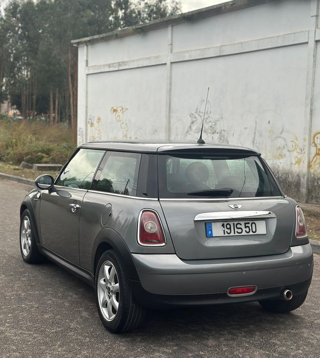 Mini Cooper 1.6D-2010[Caixa-automática]