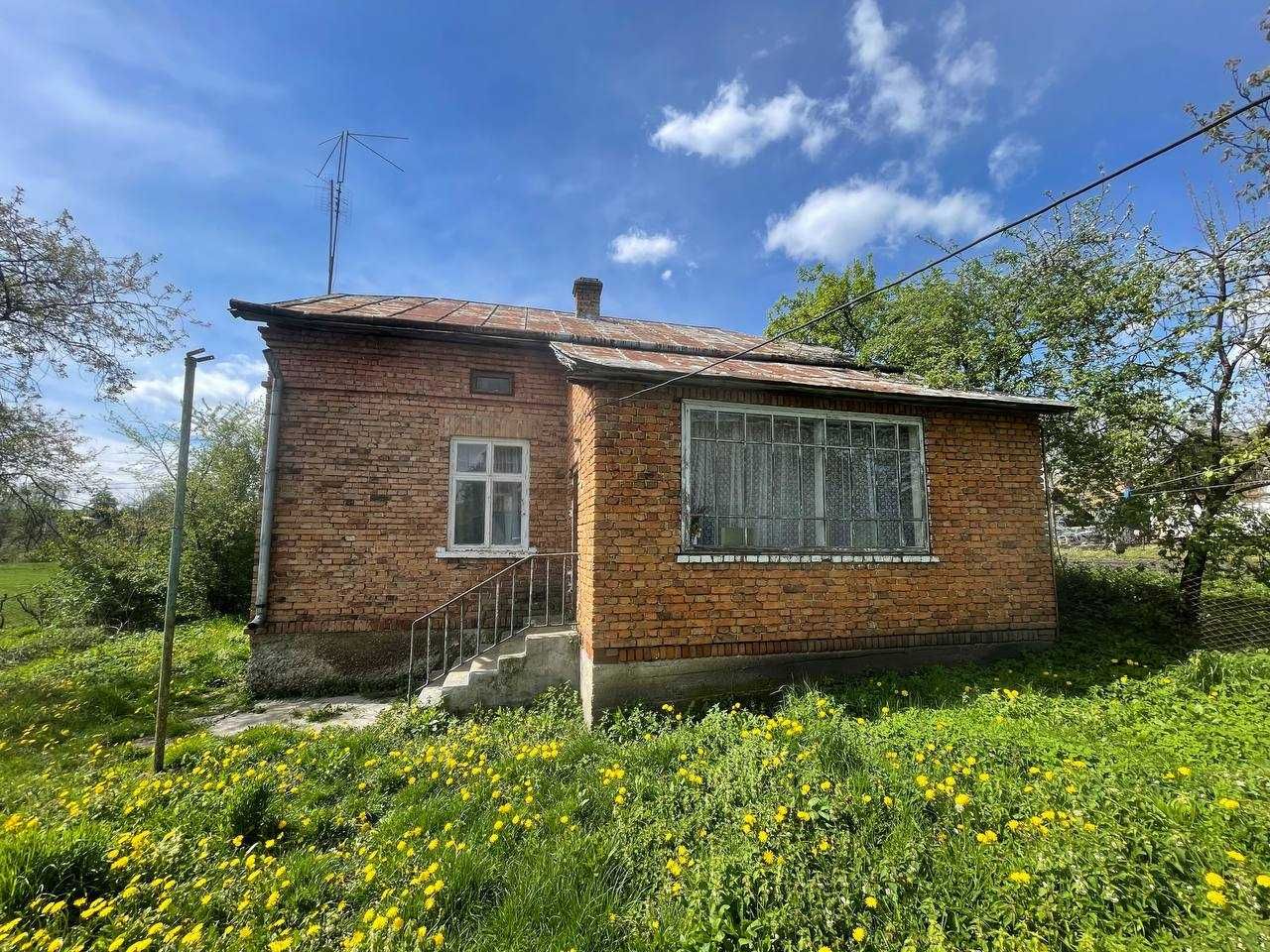 Продається будинок за 10 км від польського кордону на Львівщині