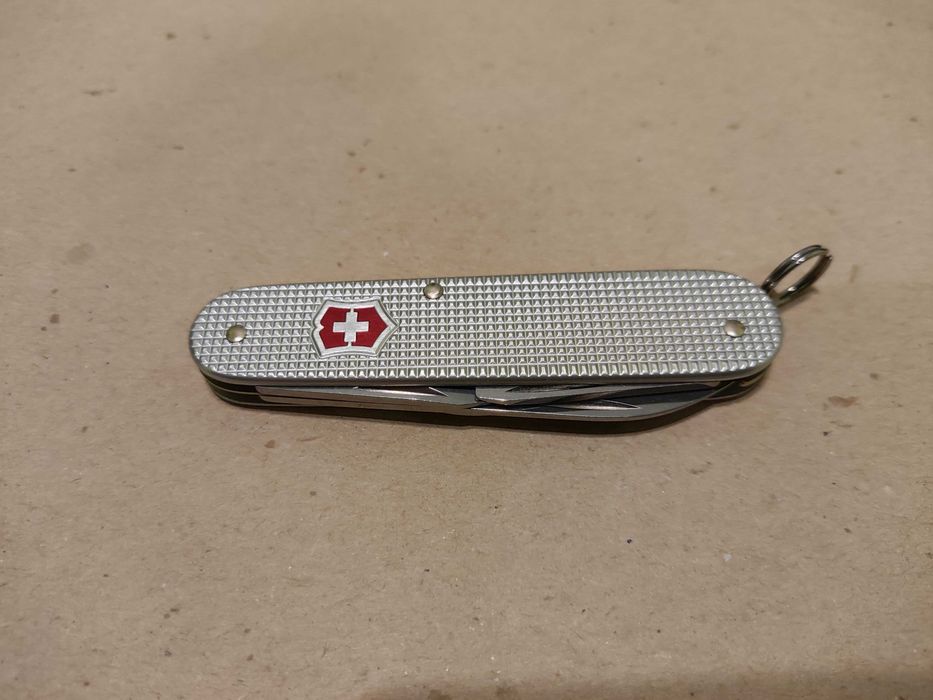 Victorinox Cadet Alox 84mm