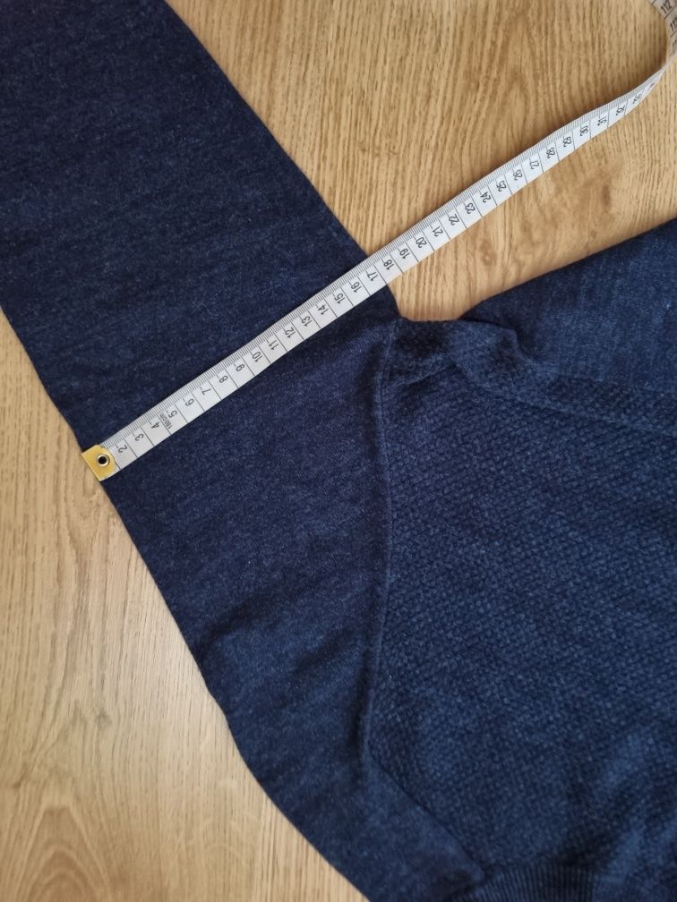Elegancki męski  sweter w kolorze  ciemnego jeans. Marki      Next