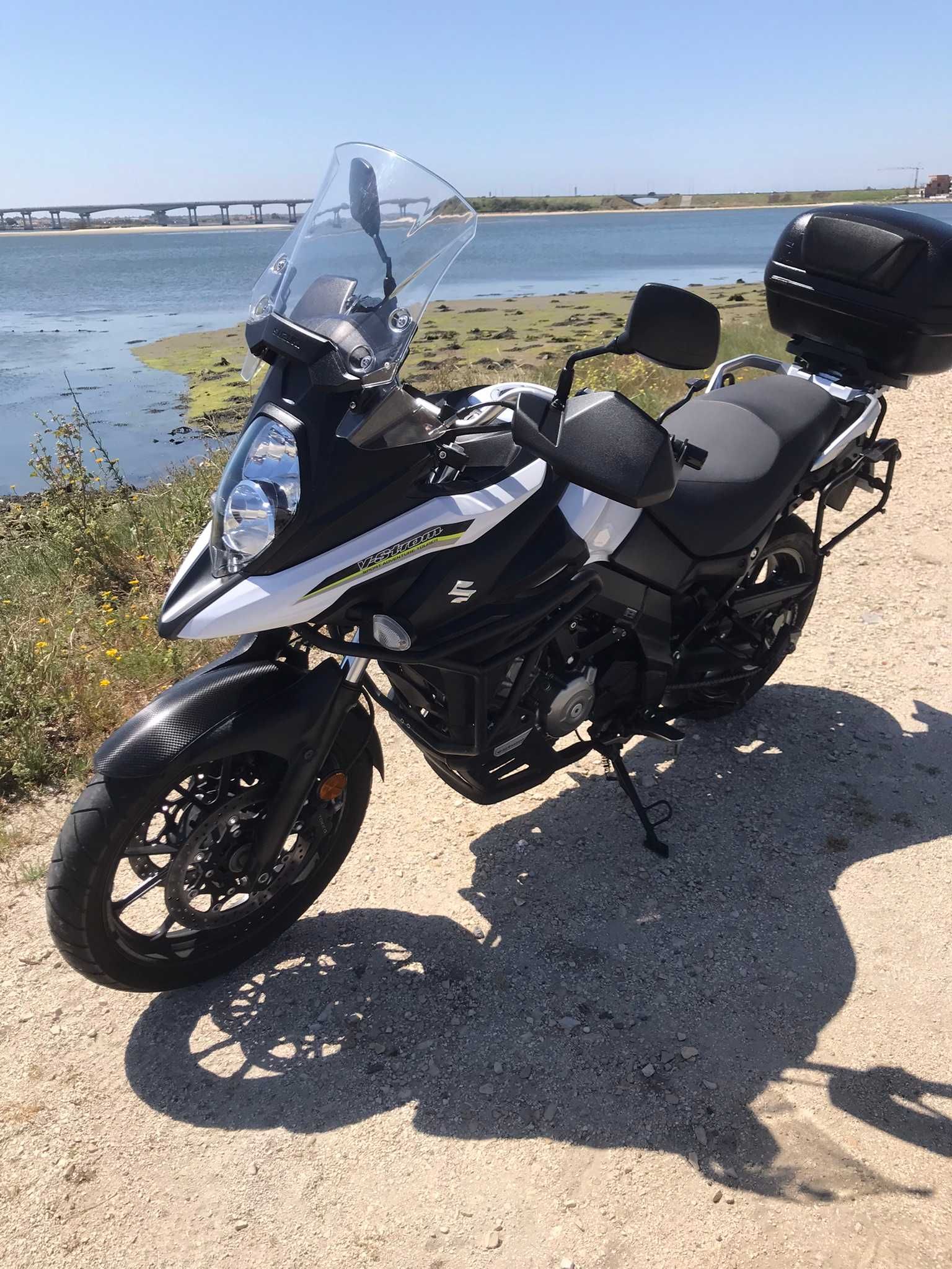 Suzuki V-Strom 650