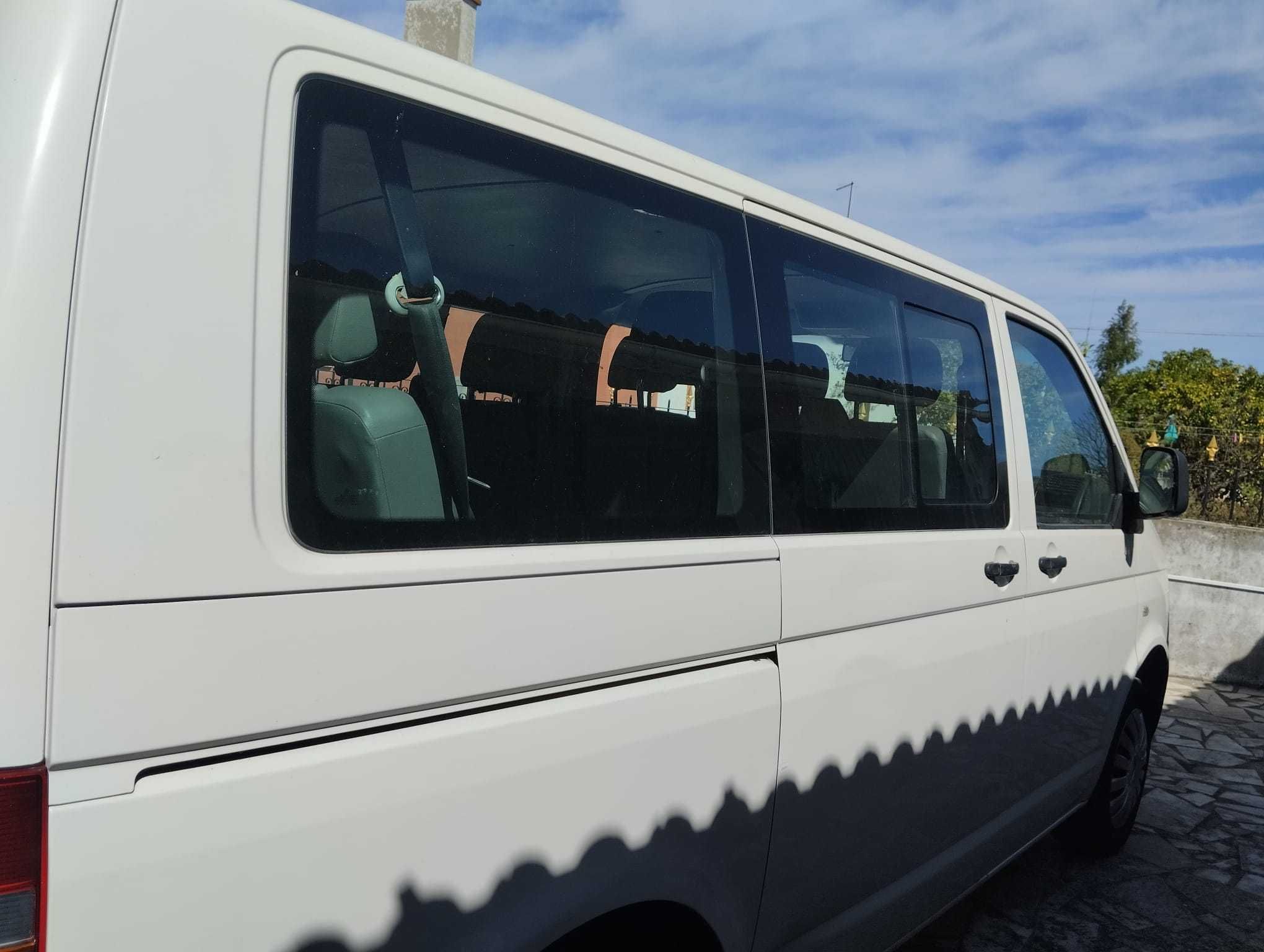 VW Transporter T5 1.9 TDI 9 Lugares
