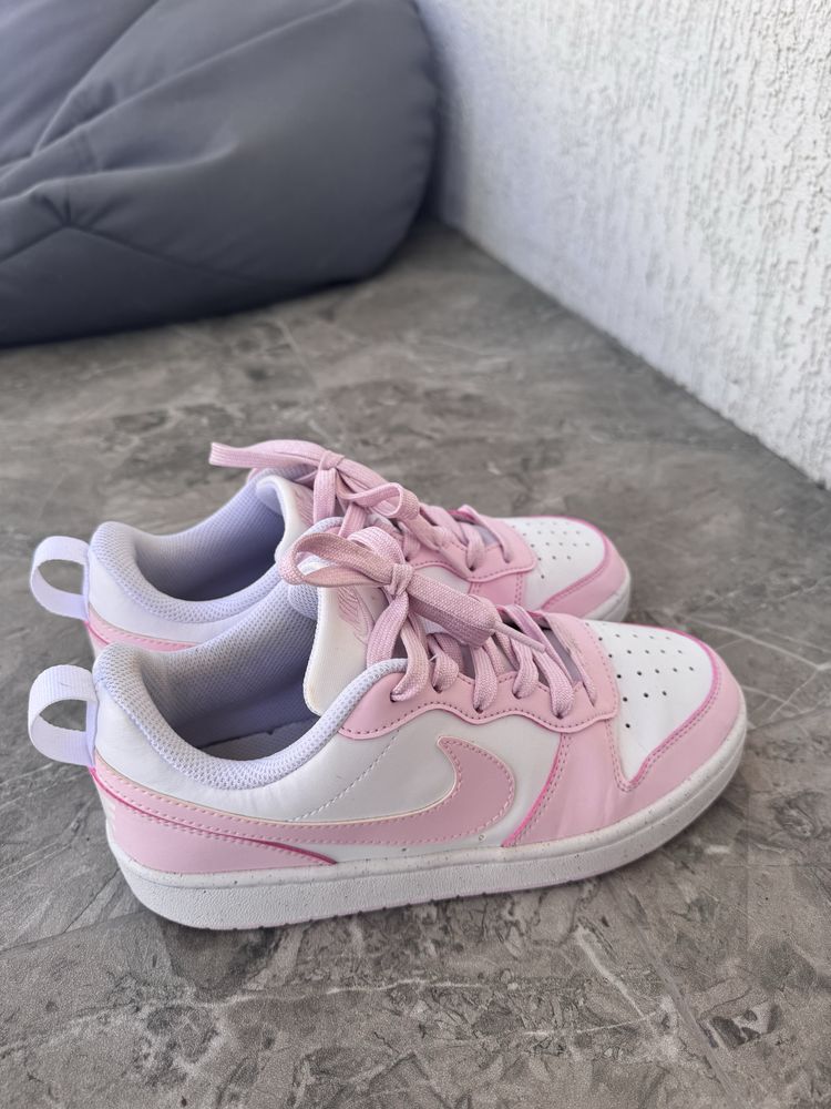 Кроссовки Nike court borough low