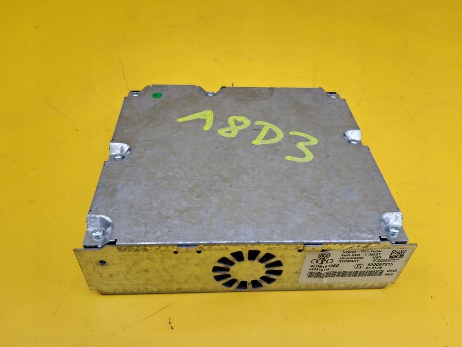 AUDI A8 D3 TUNER DVB-T