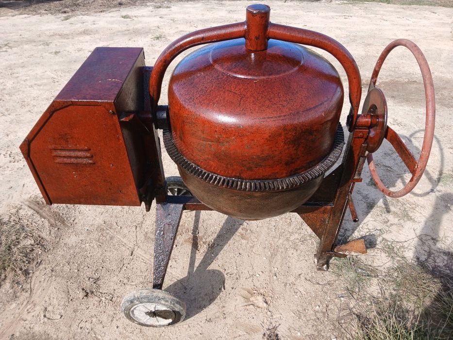 Betoneira lis 170 pouco uso posso entregar