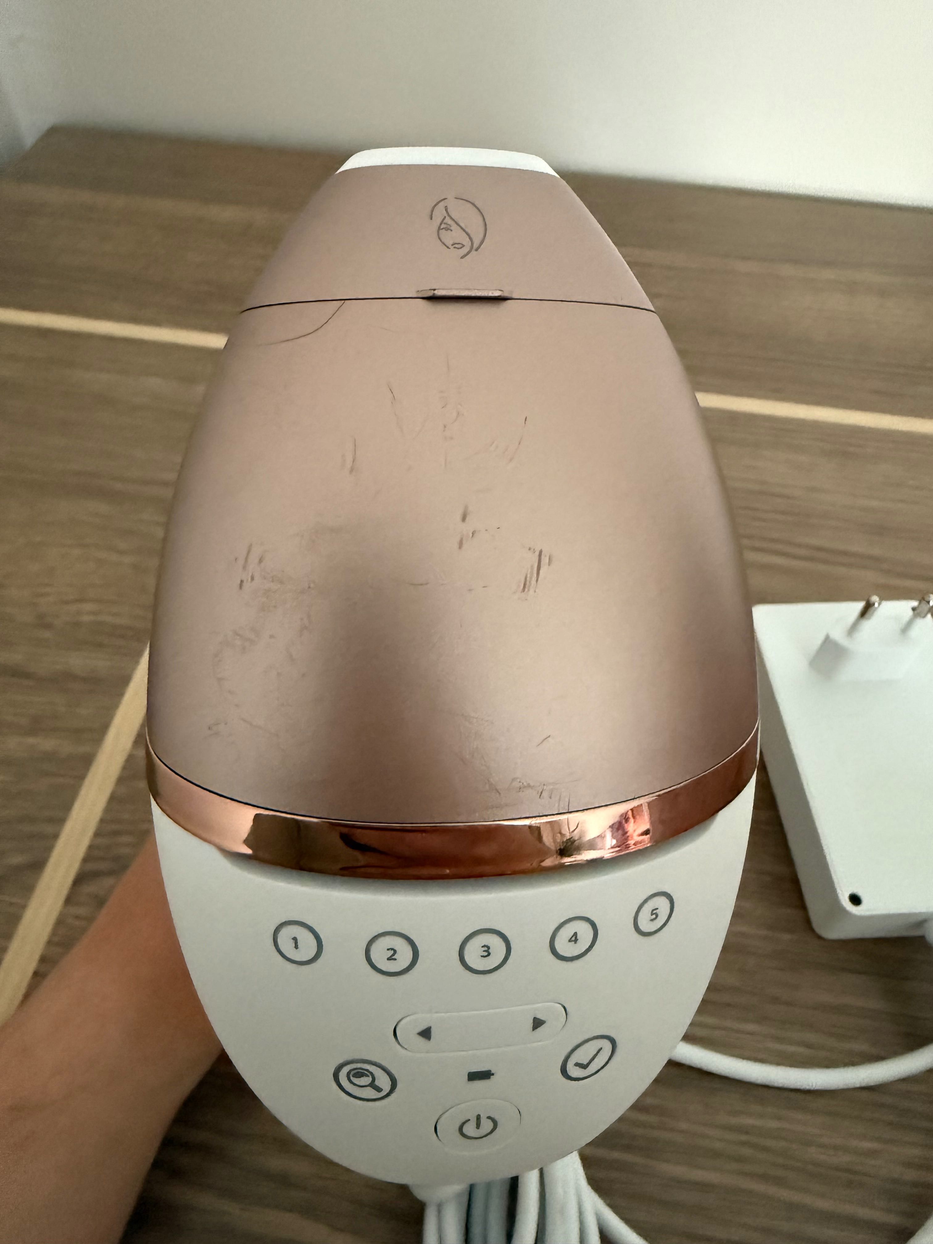Depilator świetlny Philips BRI955/00