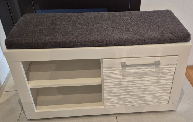 Meble do przedpokoju szafka pufa na buty wieszak komoda regał  toaletk