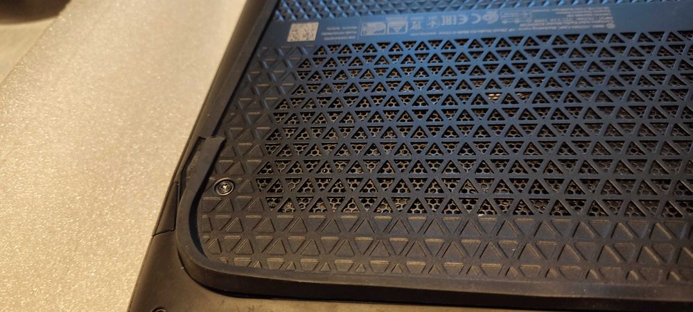 HP ZBook Studio G3 15,6 " Intel Core i7 32 GB / 500 GB srebrny