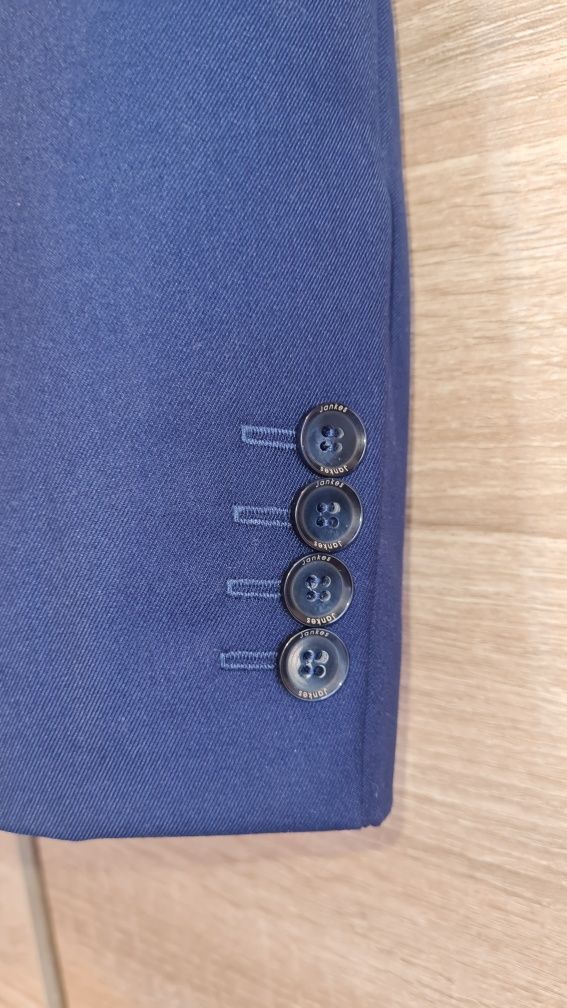 Garnitur Jankes moda 44/158