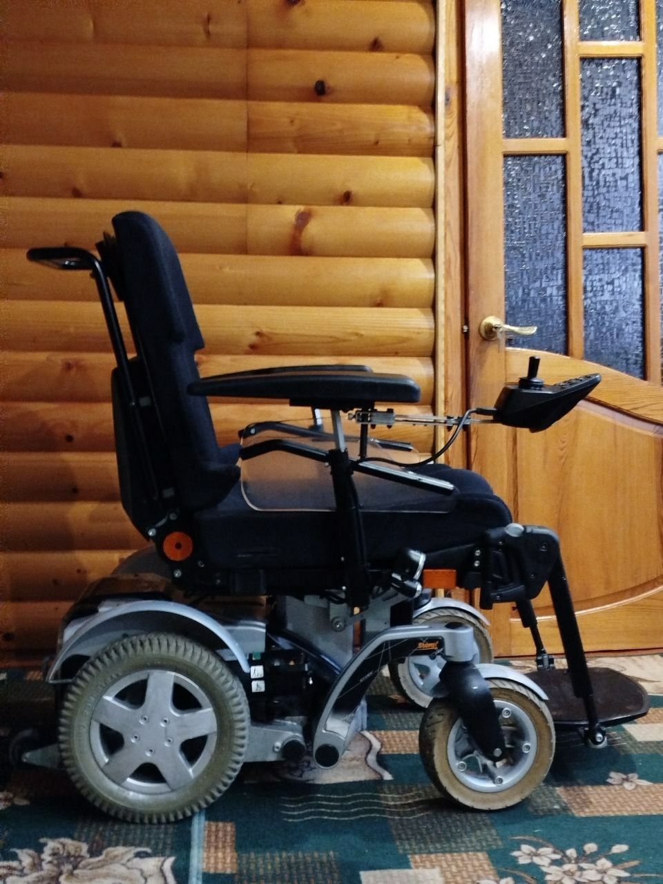 купить инвалидную коляску. электроколяска, MEYRA, INVACARE