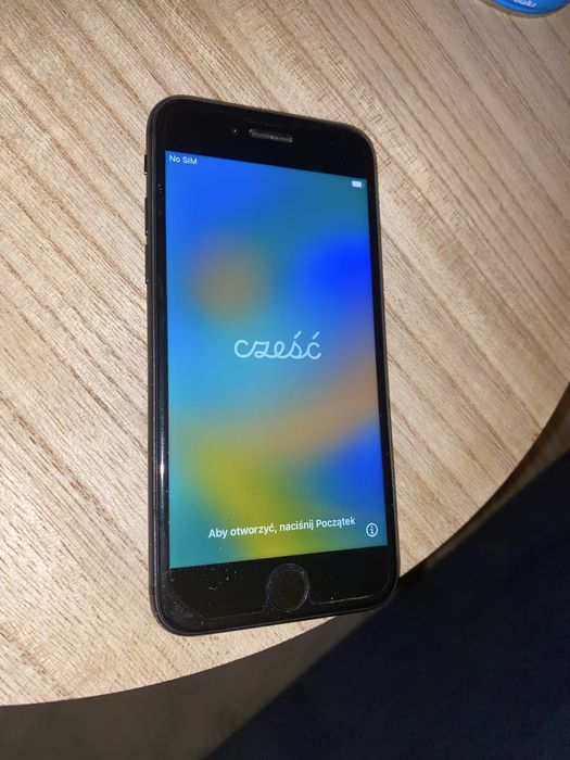 Iphone 8 stan bardzo dobry