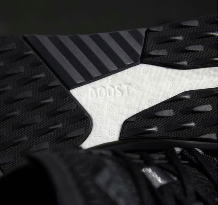 Чоловічі оригінальні кросівки Adidas Avrun