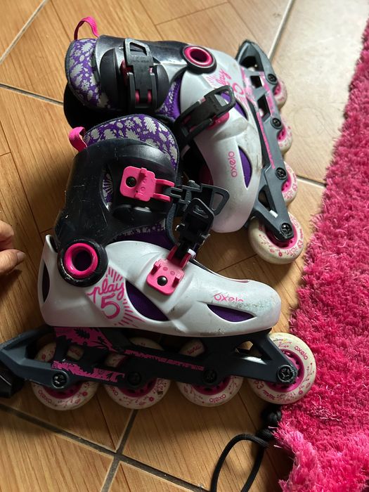 Patins e capacete menina