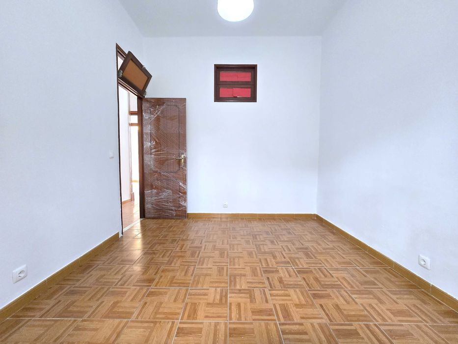 Apartamento T3+1 à venda em Lisboa