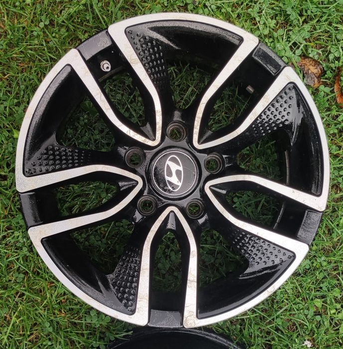 Felgi Hyundai 15 cali 5x114.3 z czujnikami ciśnienia