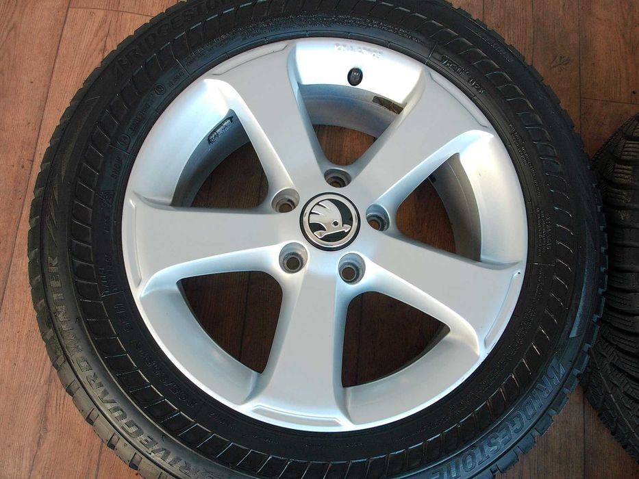Koła Skoda VW Seat 16x6,5 5x112 ET33 + Bridgestone 205/60/16 96H zima