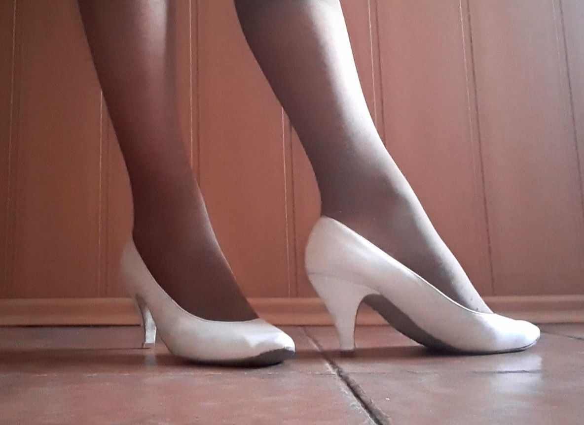женские бальные туфли