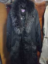 Зимове пальто з натуральним мехом