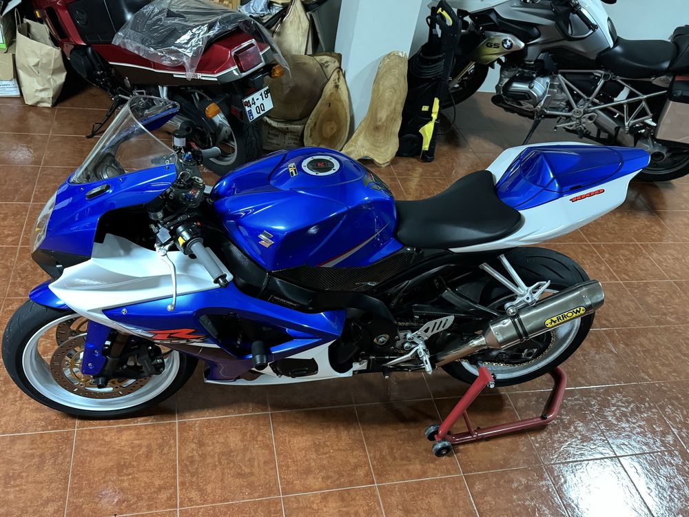 Suzuki gsxr 1000 k7 k8