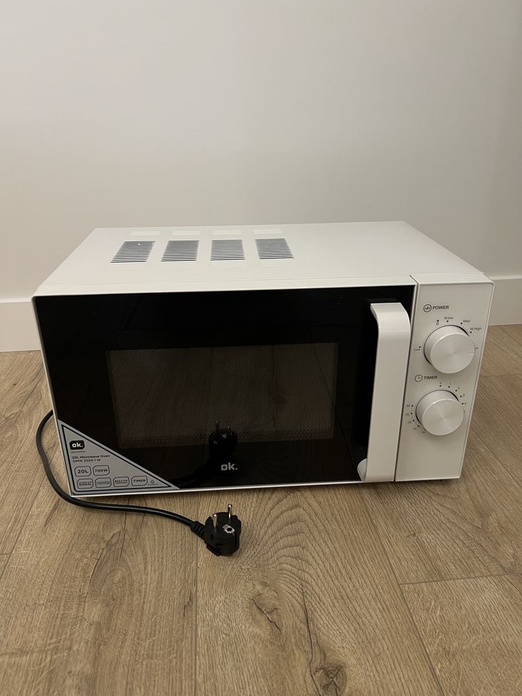 Kuchenka mikrofalowa OK. OMW 2024-1 W Biała 20l 700W