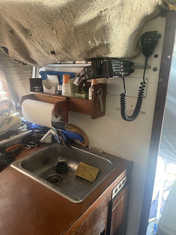 Barco cabinado Diesel