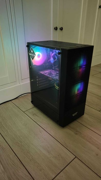 Komputer gamingowy* I5* Radeon RX 580 8GB* 16 GB RAM* SSD+HDD