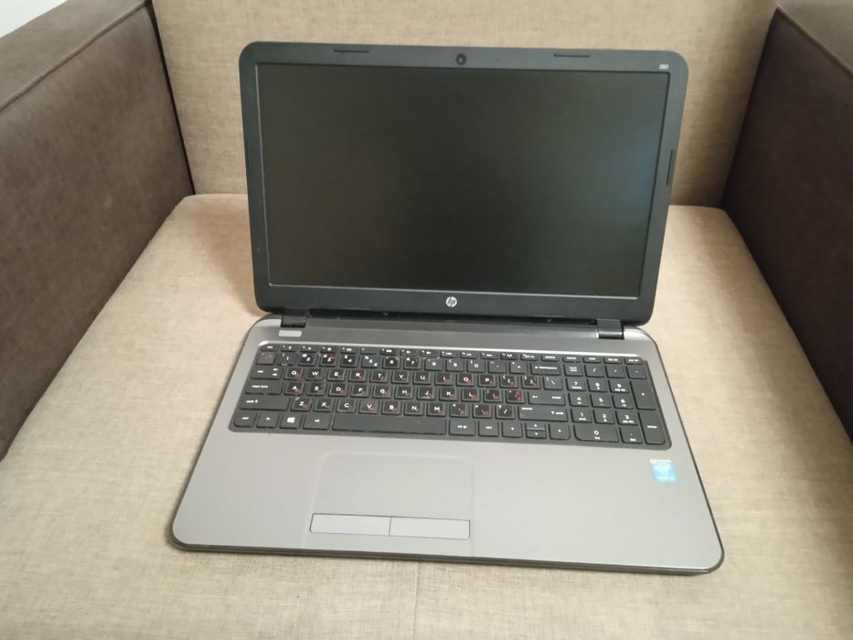 Ноутбук Hp 250 G3, Intel Core i3-4005,ram 8/ssd 120 gb