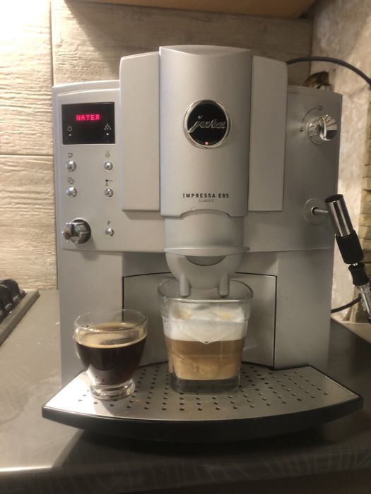 Кофемашина кавомашина Jura