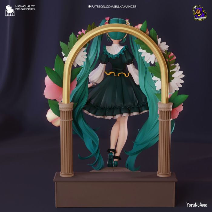 Hatsune Miku - figurka inspirowana wirtualną piosenkarką.