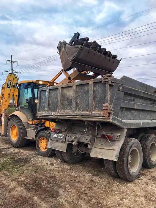 Послуги ескаватором, оренда спецтехніки, камаз