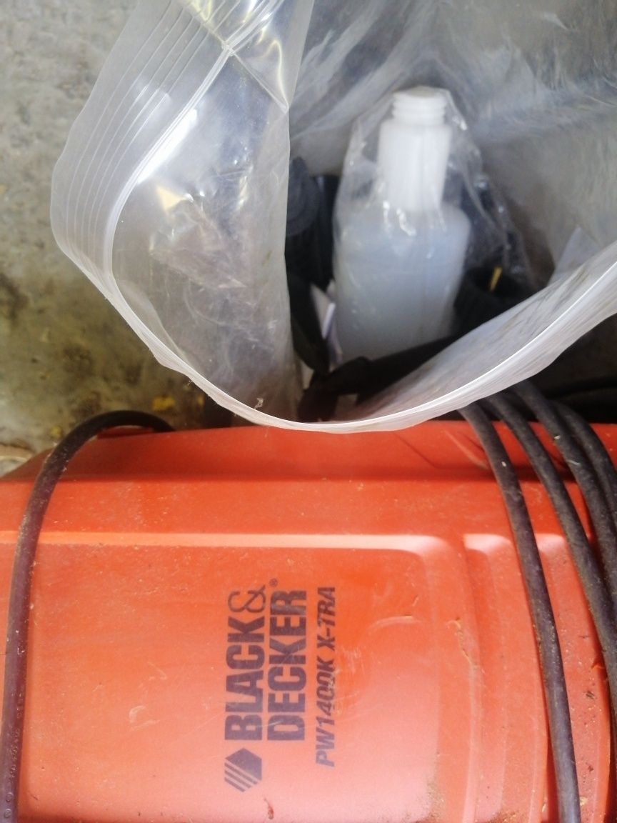 Myjka ciśnieniowa Black&Decker PW1400K X-tra
