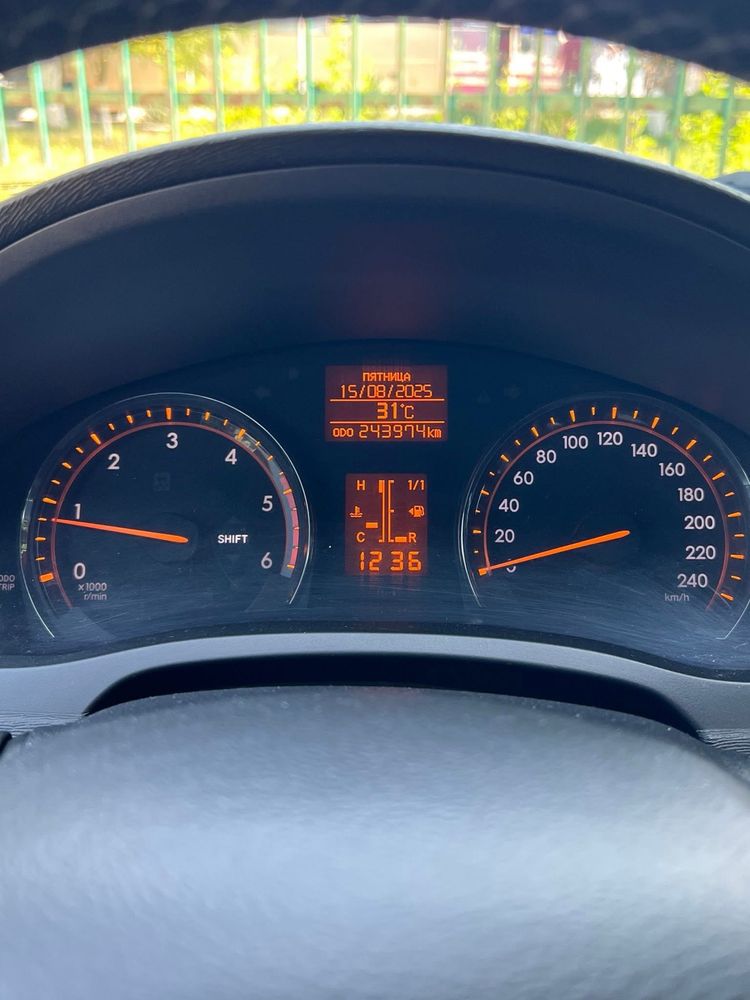 Toyota Avensis 2009