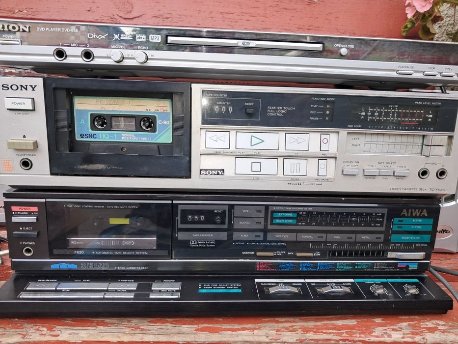 Кассетная дека SONY  TC-FX 210 иDVD-плеер ORION-858