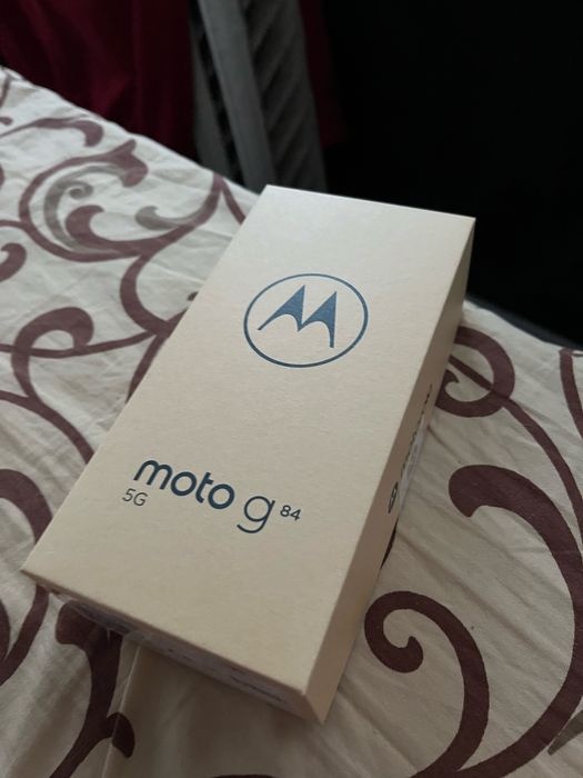 Продам телефон Moto g84 5g як новий