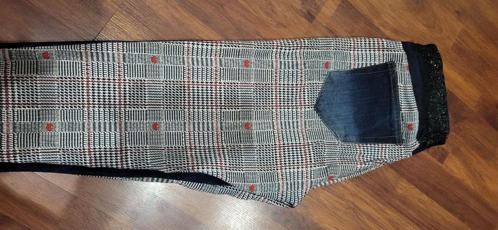 Женский брючный костюм