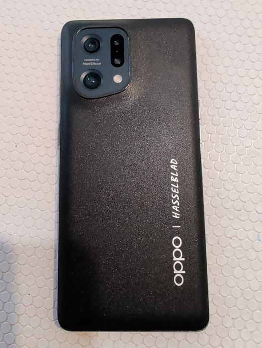 OPPO Find X5 como novo