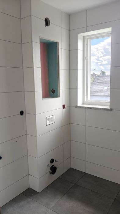 Kafelkarz/Układanie Płytek/Kafelkowanie/Flizy/Malowanie/Remonty/GK