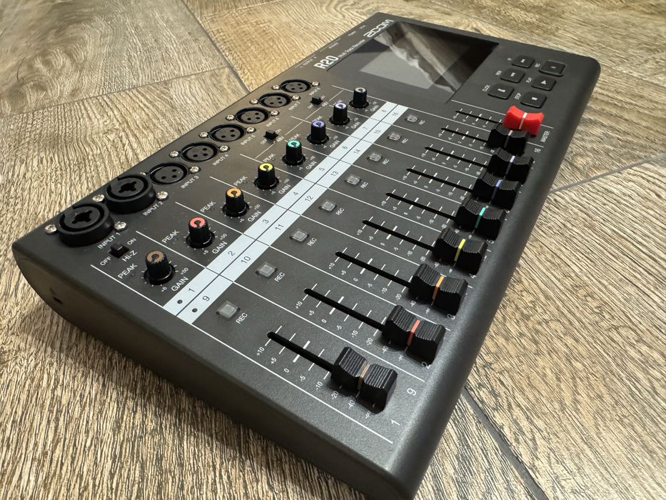 Zoom r20 mikser cyfrowy rejestrujacy
