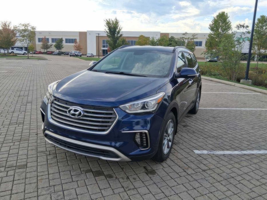 Hyundai Santa Fe SE      2017