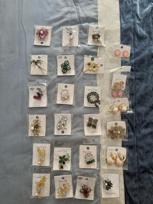 Broches lindos 5€ cada