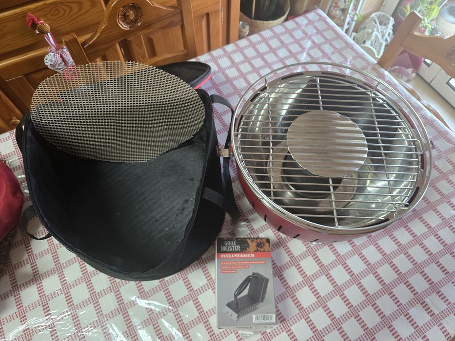 Vendo LOTUS GRILL como novo.