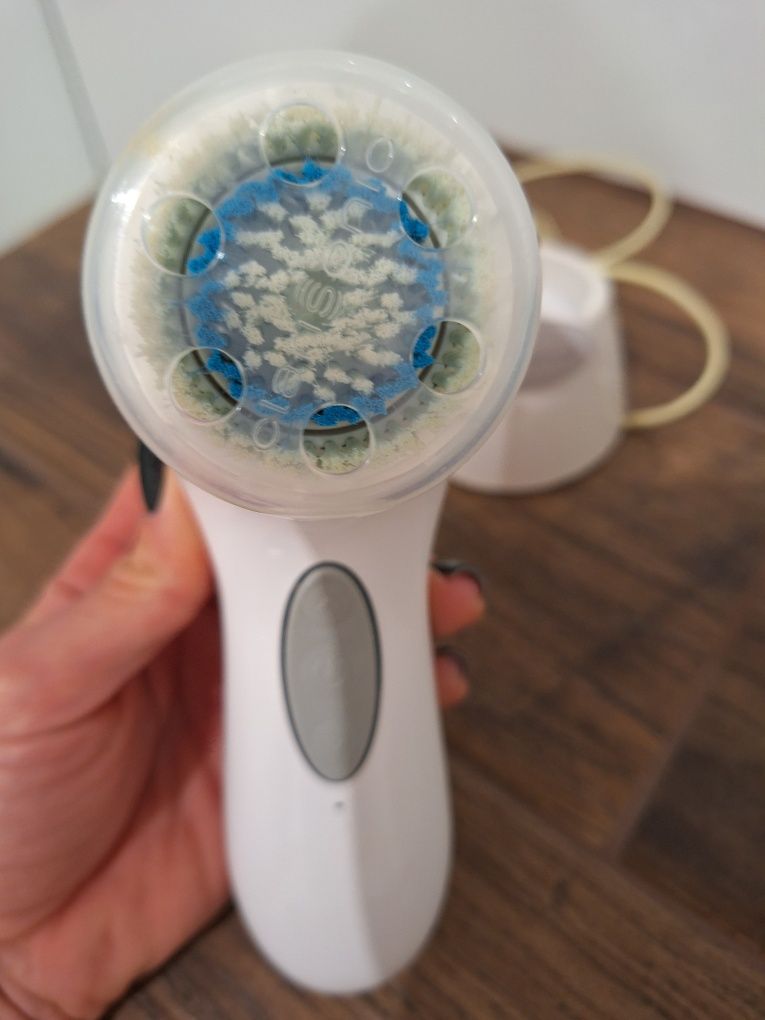 Szczoteczka clarsonic