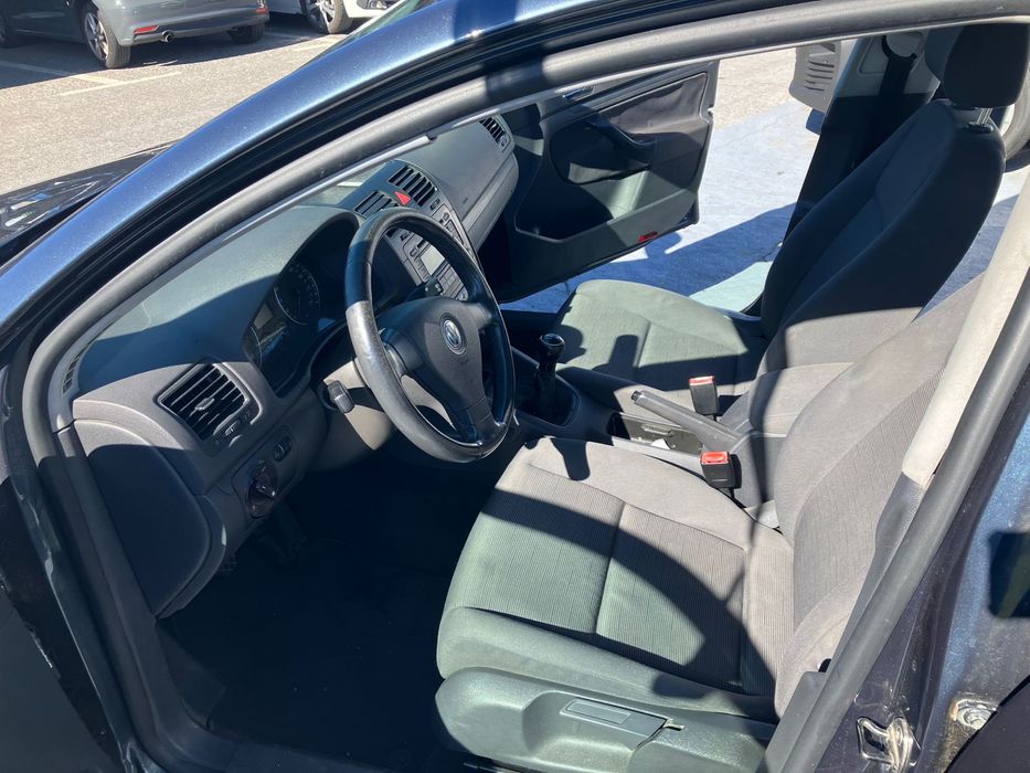 Vw Golf V 1.9TDI PD nacional