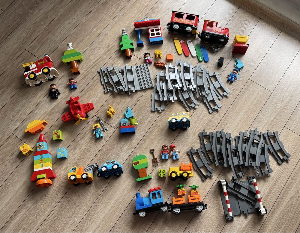 LEGO Duplo - 10 zestawów - 390 elementów